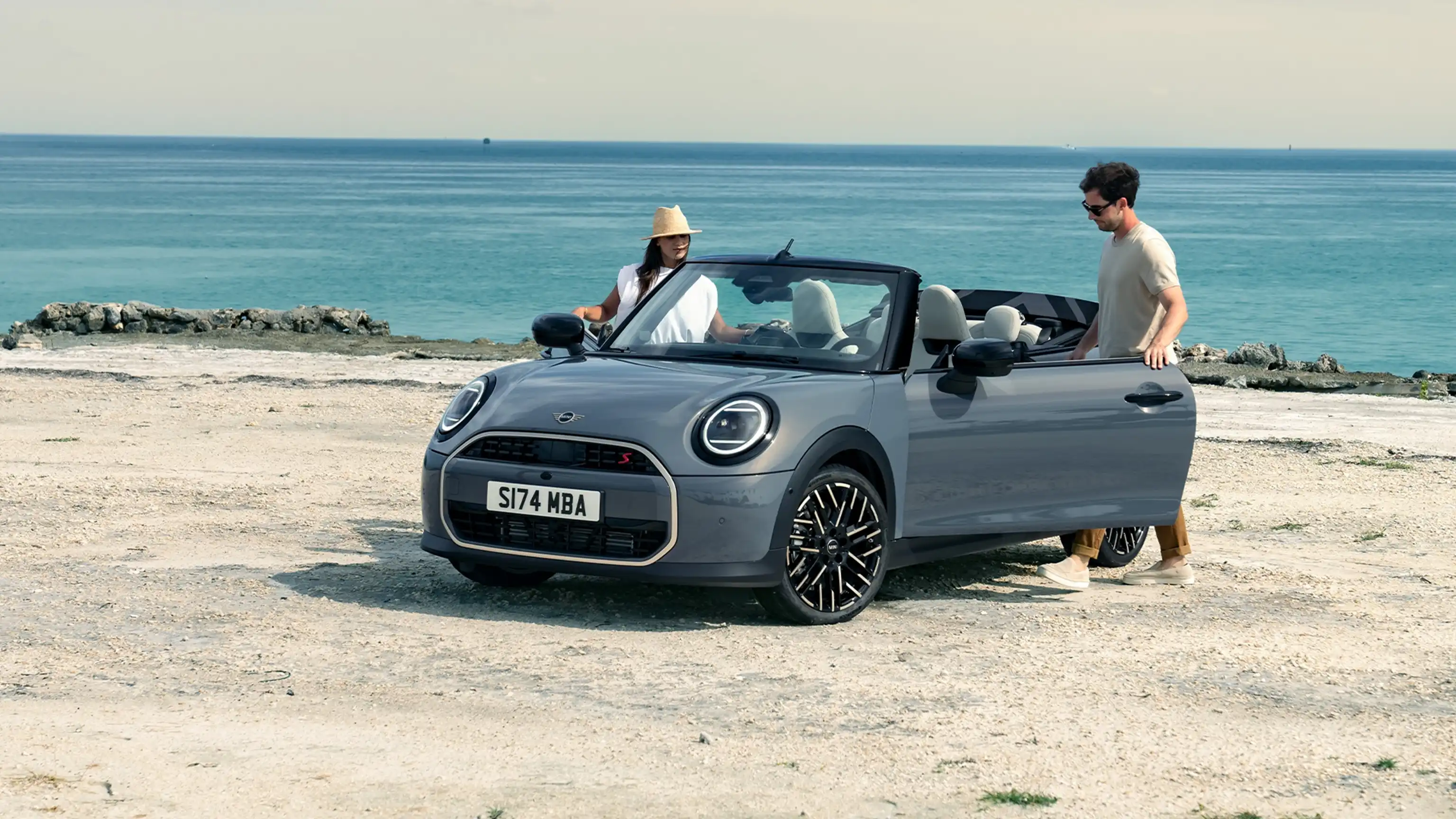 MINI Cooper 컨버터블 - 개요 - 휠 클로즈업