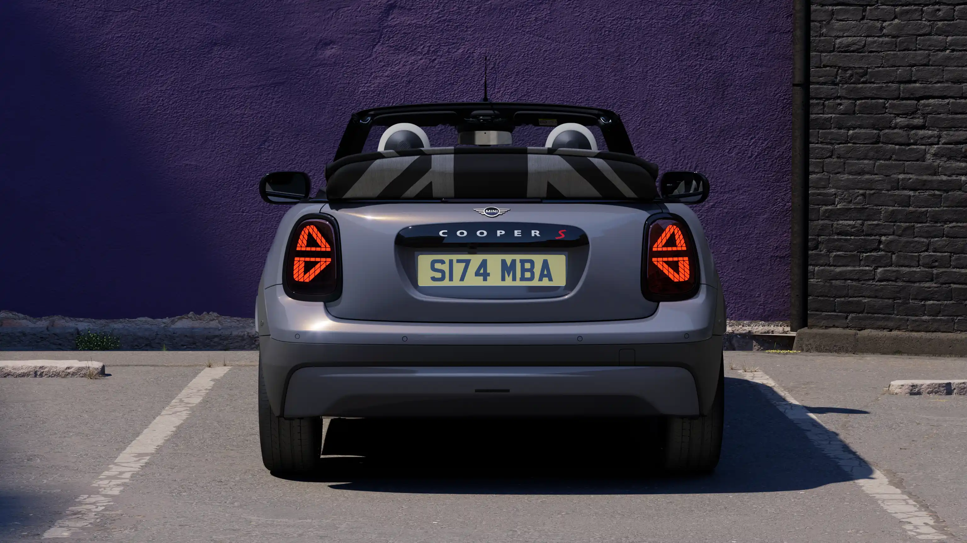 MINI Cooper 컨버터블 - 주행 경험 - 간편 적재 기능