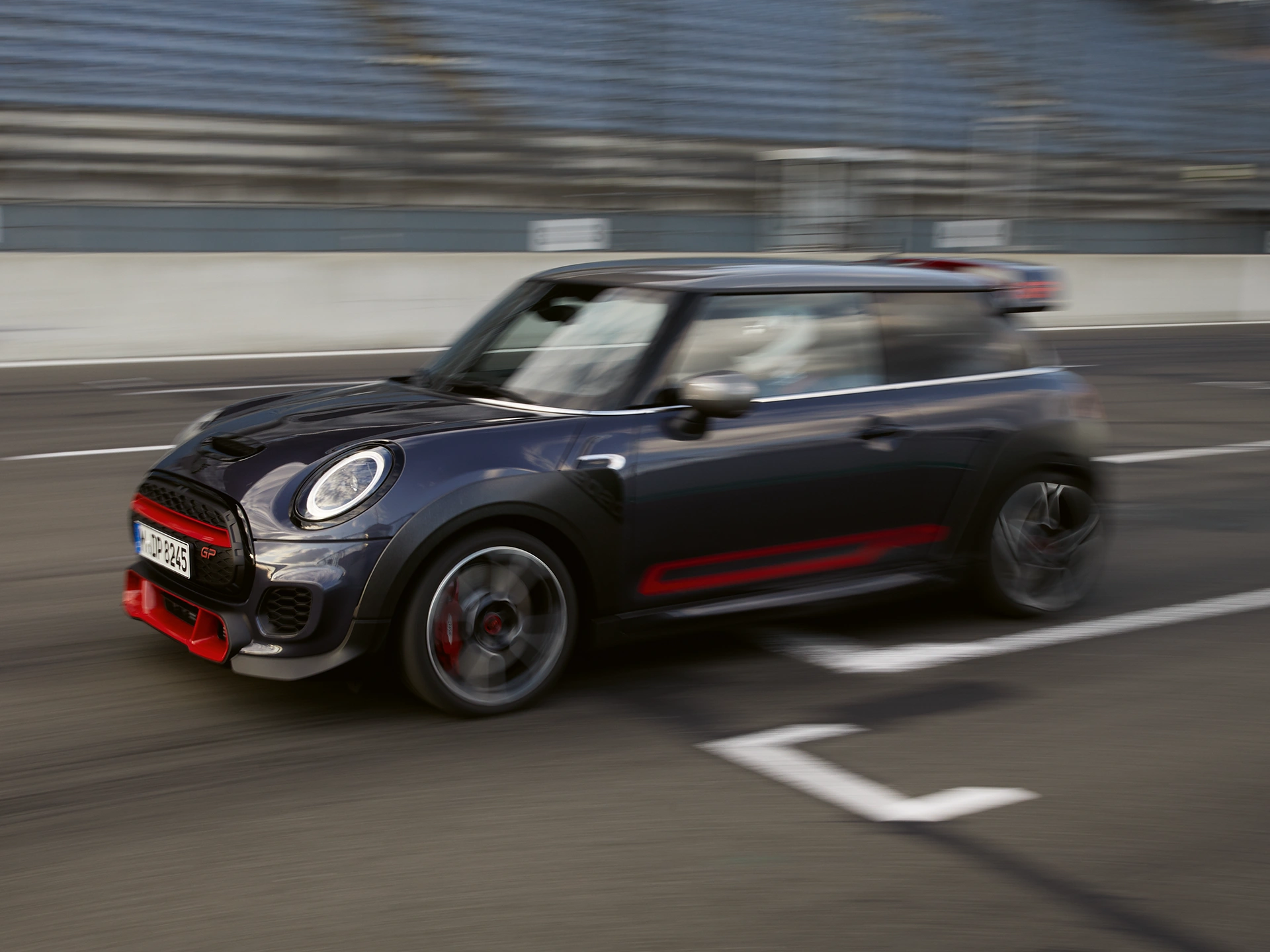 MINI John Cooper Works - 레이싱 MINI GP