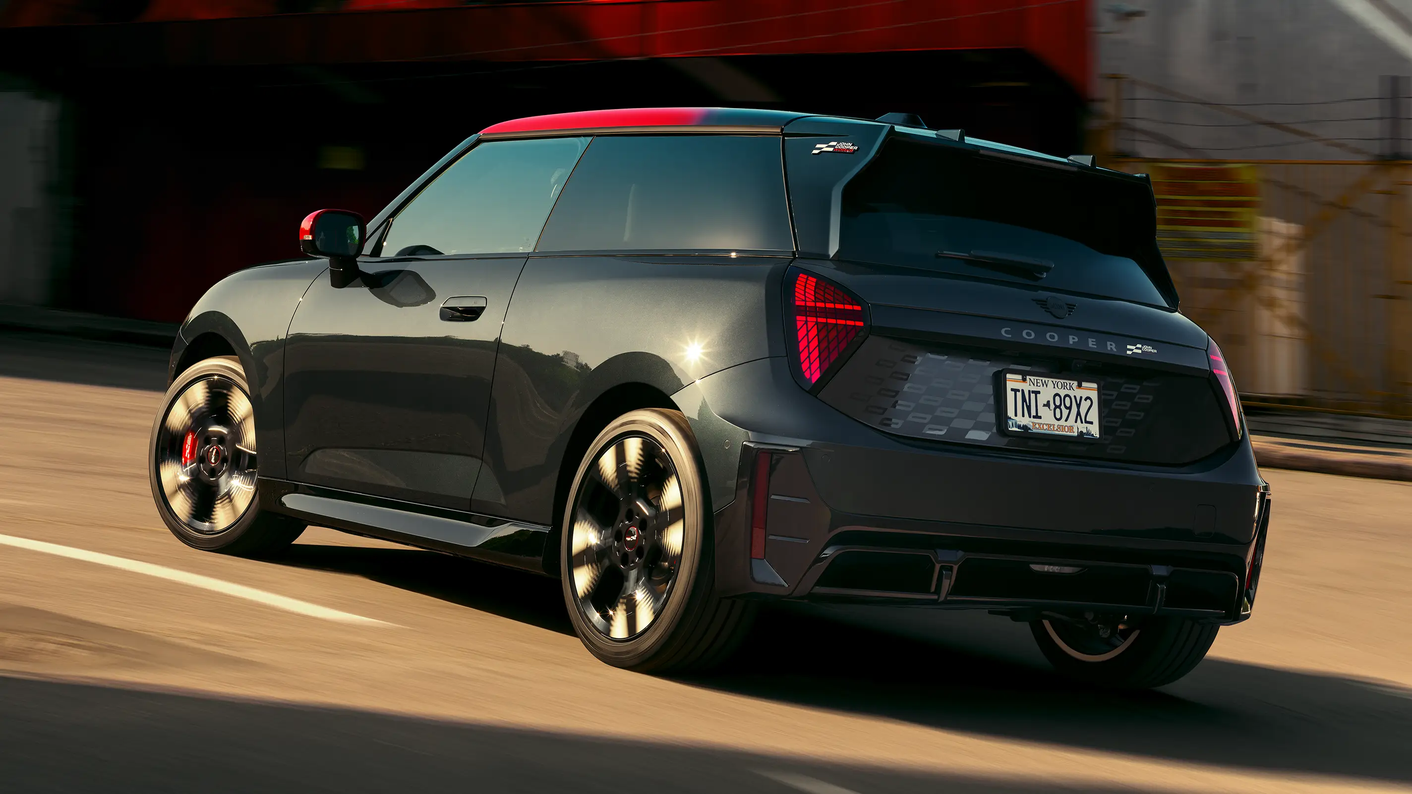 MINI John Cooper Works - U25 JCW Side View