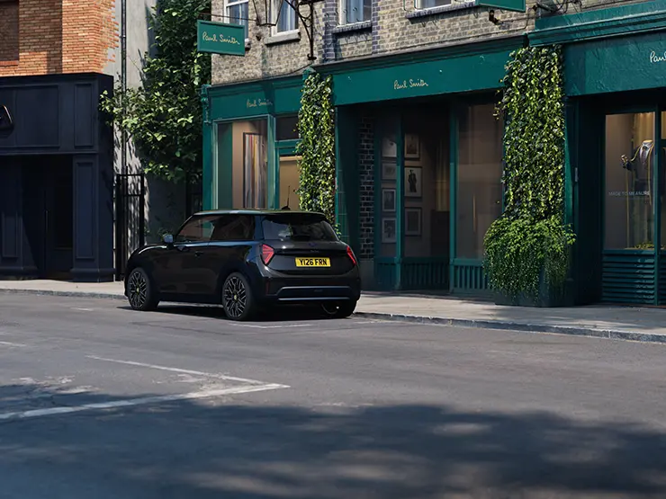 Close shot of the all-electric MINI Cooper Paul Smith Edition rims.