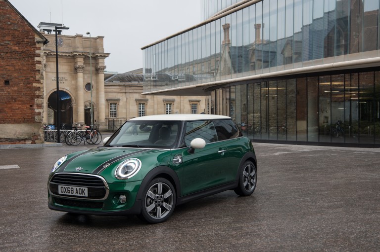 MINI 60 Years Edition – 3-Door Hatch and 5-Door Hatch – front view