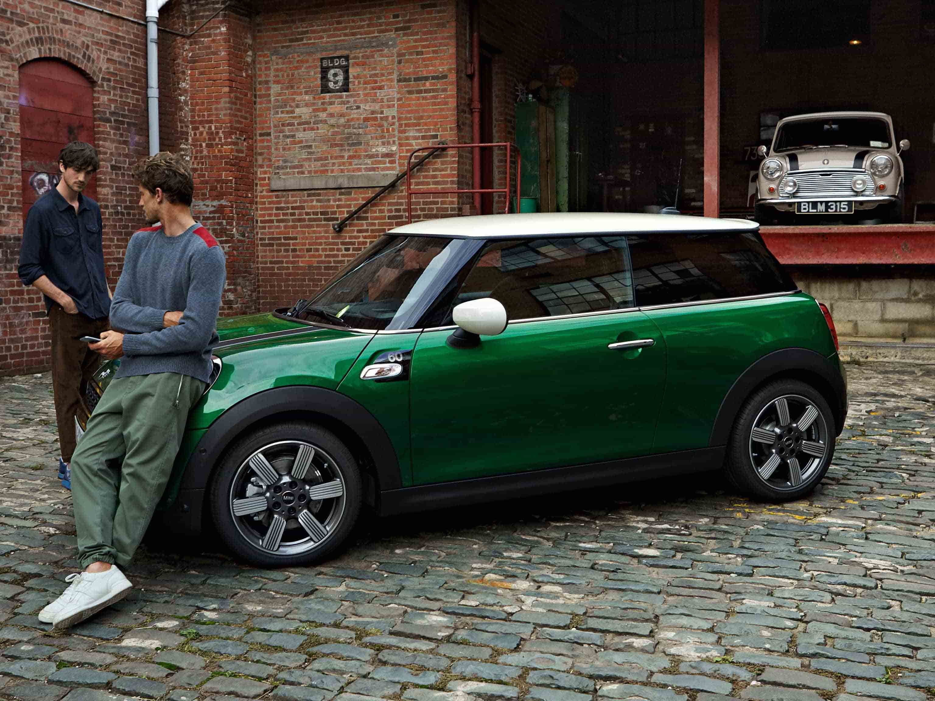 MINI가 글로벌 탄생 60주년을 기념하여 MINI 60 YEARS EDITION을 출시합니다.