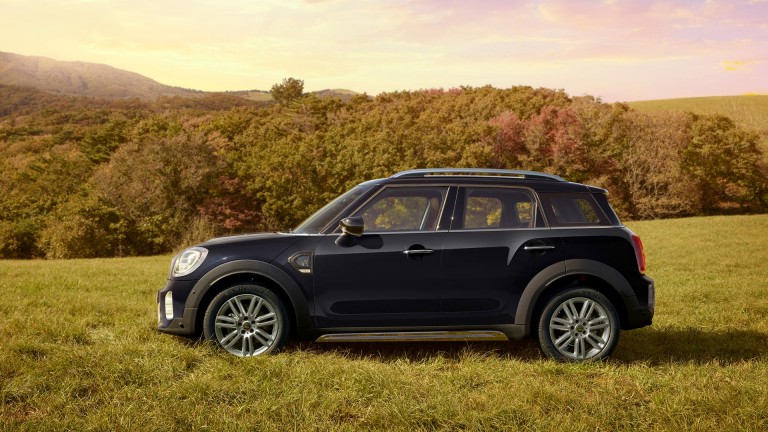 MINI JCW Clubman – Untold Edition – Sage Green
