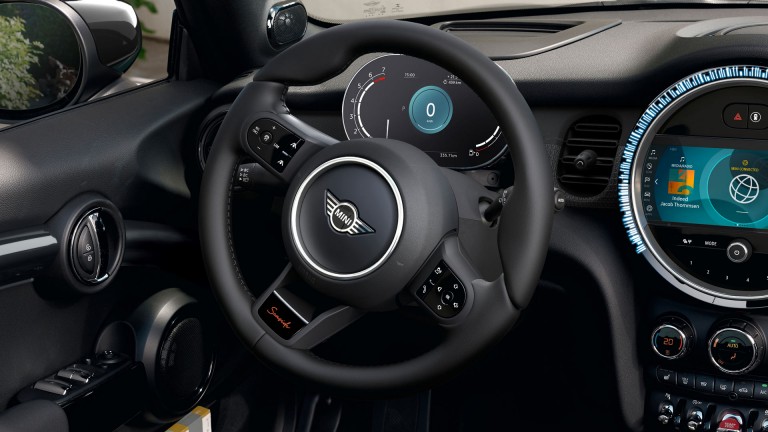 MINI Convertible Sidewalk Edition – steering wheel – cockpit