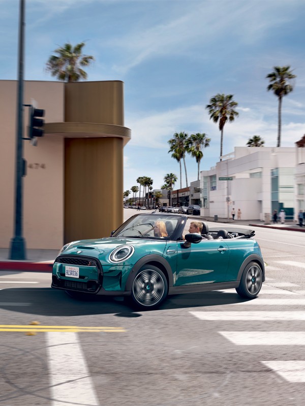 MINI Convertible Seaside Edition - exterior - side view