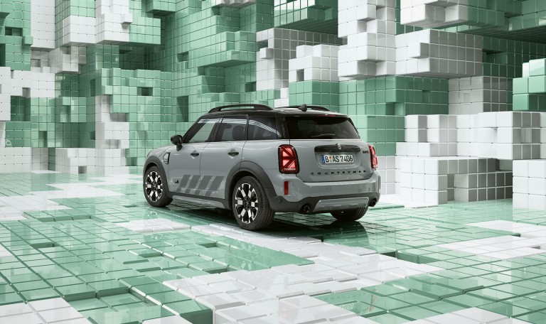 MINI Countryman Untamed Edition Plug-In Hybrid – side – charging