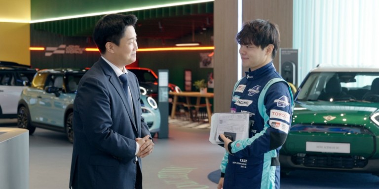 출고부터 인상 깊었던 MINI와의 첫 만남.