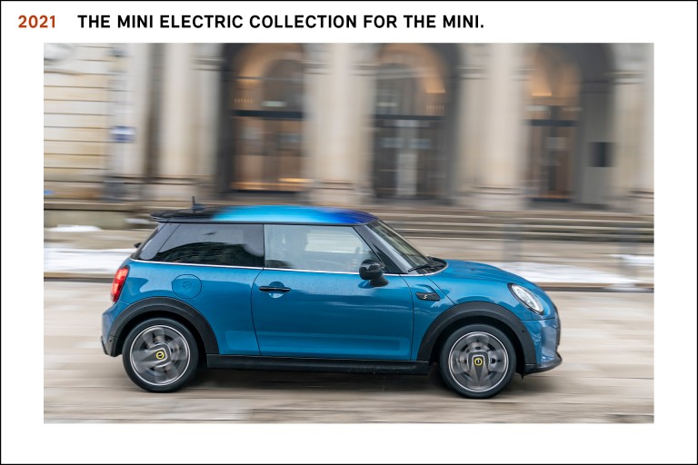 The MINI Electric Collection for the MINI Cooper SE – released in 2021 – was offered with a modified exterior including a Multitone Roof, specific design features, a stylishly refined interior and high-quality fittings.