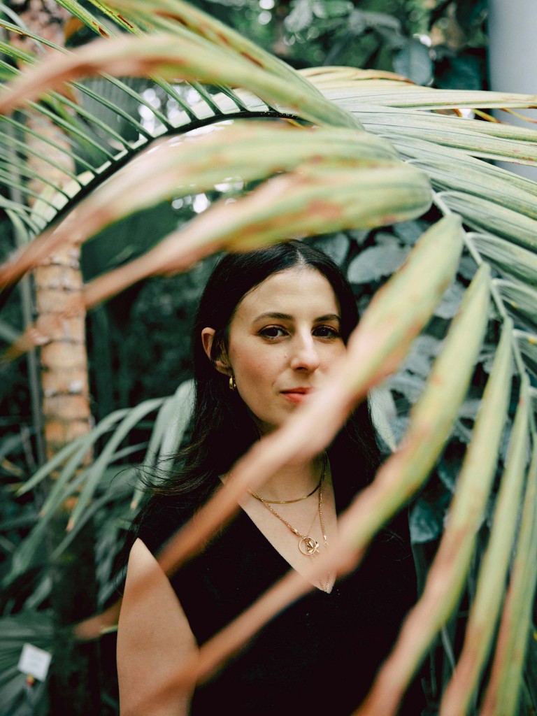 Portrait of Ruby in the Botanical Gardens of Berlin. 