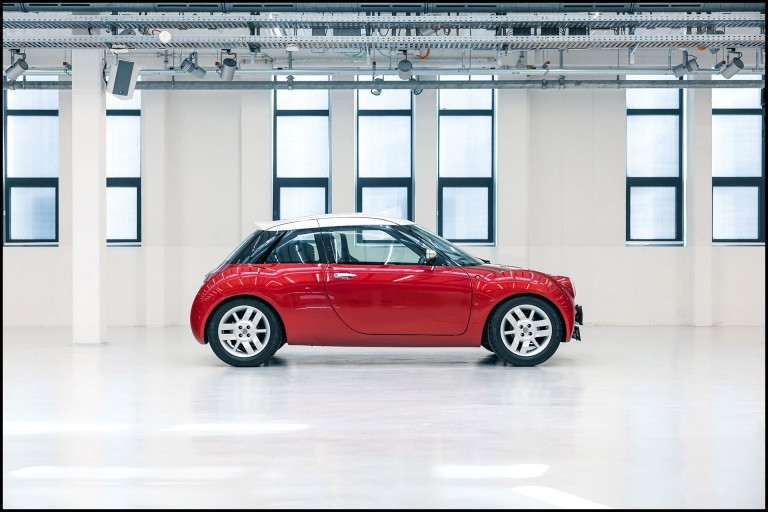 The MINI ACV 30 from the side.