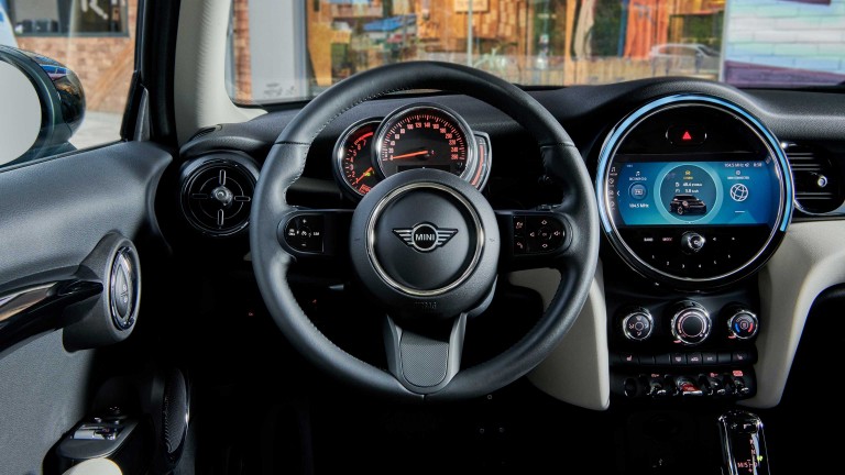 MINI GEN Z EDITION.
