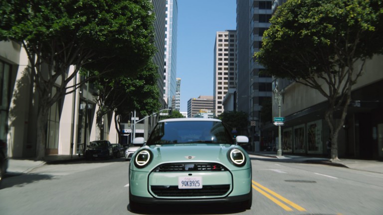 MINI Cooper 3도어 - 외관 - 소개 영상