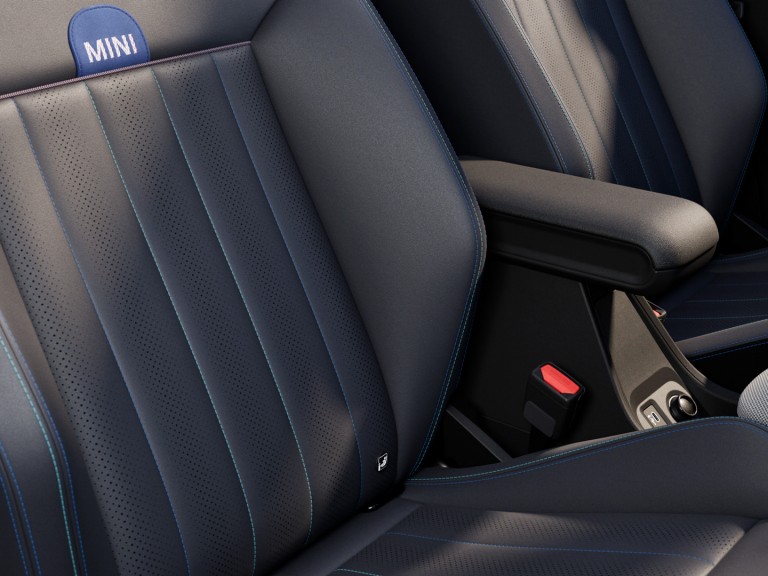 MINI Cooper 5도어 – 실내 공간 – 시트 – 커버