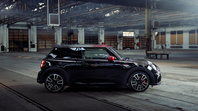 SHADOW EDITION