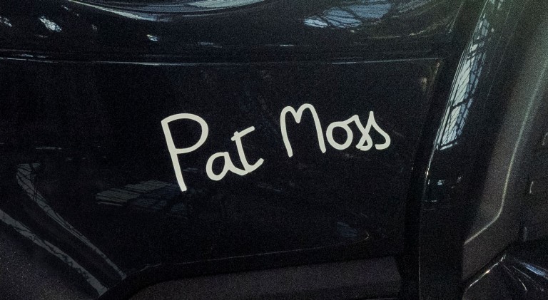 PAT MOSS 스티커.
