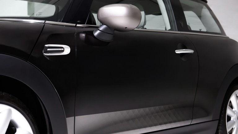 MINI KING’S ROAD EDITION - exterior